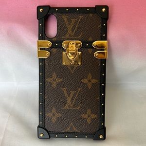 Louis Vuitton Trunk iPhone case (X/XS)
